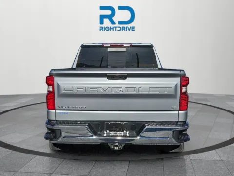 More photos of 2023 Chevrolet Silverado 1500 LT at RightDrive - 7320 Alameda, TX