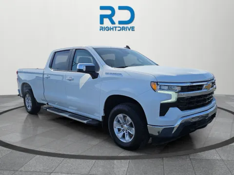 White 2023 Chevrolet Silverado 1500 LT for sale in El Paso, TX
