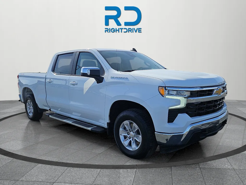 White 2023 Chevrolet Silverado 1500 LT for sale in El Paso, TX