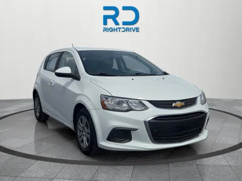 White 2018 Chevrolet Sonic LT for sale in El Paso, TX