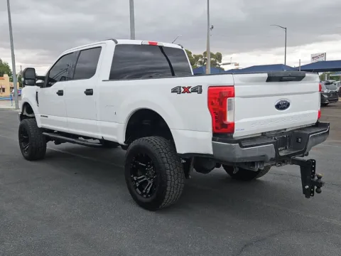 More photos of 2019 Ford F-250SD XLT at RightDrive - 7320 Alameda, TX