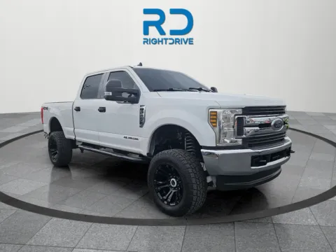White 2019 Ford F-250SD XLT for sale in El Paso, TX