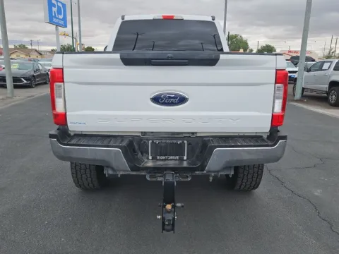 More photos of 2019 Ford F-250SD XLT at RightDrive - 7320 Alameda, TX