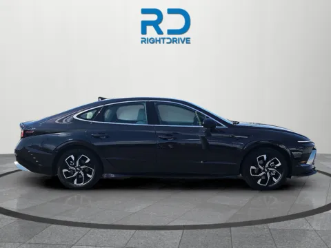 Photos of 2025 Hyundai Sonata SEL for sale in El Paso, TX at RightDrive - 7320 Alameda