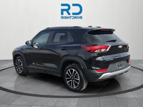 More photos of 2025 Chevrolet TrailBlazer LT at RightDrive - 7320 Alameda, TX