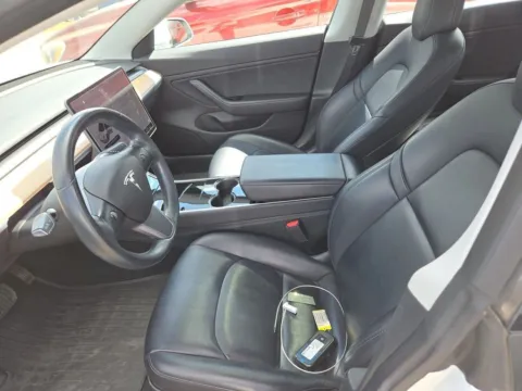 More photos of 2018 Tesla Model 3 Long Range at RightDrive - 7320 Alameda, TX