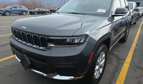 Another view of 2023 Jeep Grand Cherokee L Limited for sale in El Paso, TX at RightDrive - 7320 Alameda