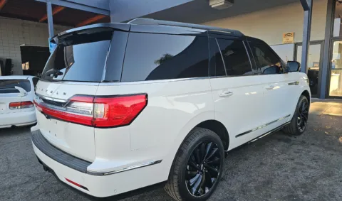 More photos of 2021 Lincoln Navigator Black Label at RightDrive - 7320 Alameda, TX