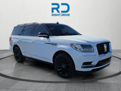 White 2021 Lincoln Navigator Black Label for sale in El Paso, TX