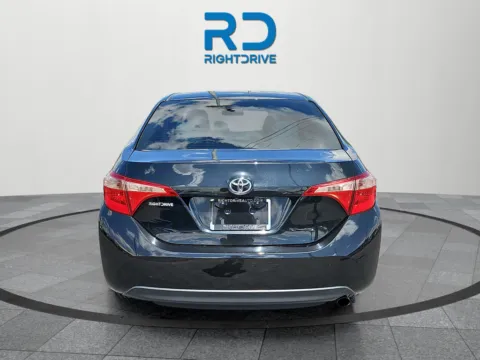 More photos of 2019 Toyota Corolla LE at RightDrive - 7320 Alameda, TX