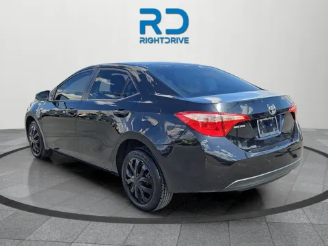 More photos of 2019 Toyota Corolla LE at RightDrive - 7320 Alameda, TX