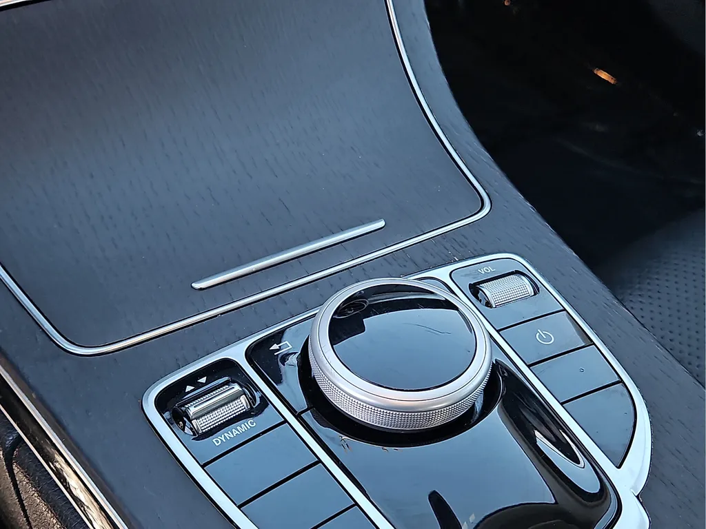 2021 Mercedes-Benz C-Class Sedan C300 - Photo 25