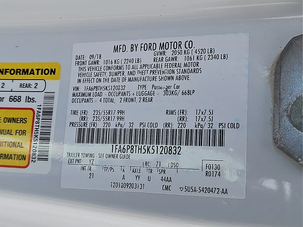 2019 Ford Mustang EcoBoost - Photo 14