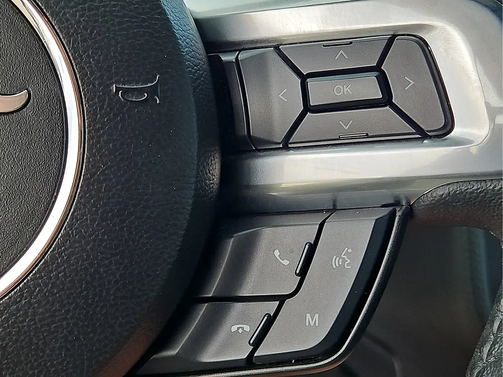 2019 Ford Mustang EcoBoost - Photo 20