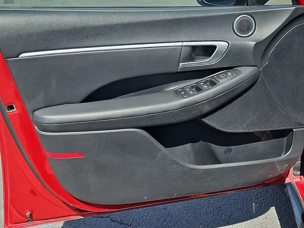 2025 Hyundai Sonata SEL - Photo 15