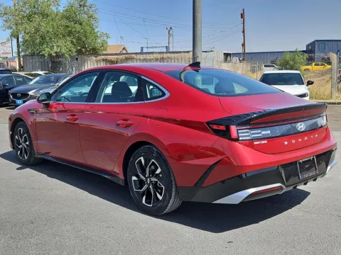 More photos of 2025 Hyundai Sonata SEL at RightDrive - 7320 Alameda, TX