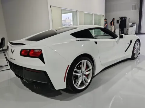 More photos of 2019 Chevrolet Corvette Stingray at RightDrive - 7320 Alameda, TX