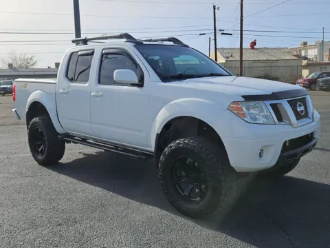 White 2015 Nissan Frontier PRO-4X for sale in El Paso, TX