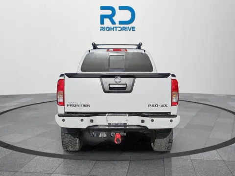 More photos of 2015 Nissan Frontier PRO-4X at RightDrive - 7320 Alameda, TX