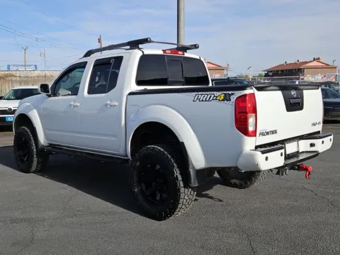More photos of 2015 Nissan Frontier PRO-4X at RightDrive - 7320 Alameda, TX