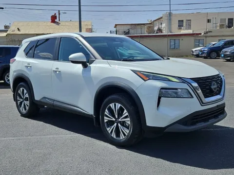 White 2023 Nissan Rogue SV for sale in El Paso, TX