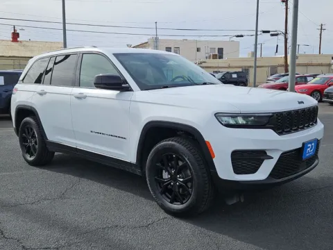 White 2024 Jeep Grand Cherokee Altitude for sale in El Paso, TX