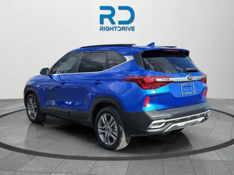 More photos of 2021 Kia Seltos S at RightDrive - 7320 Alameda, TX