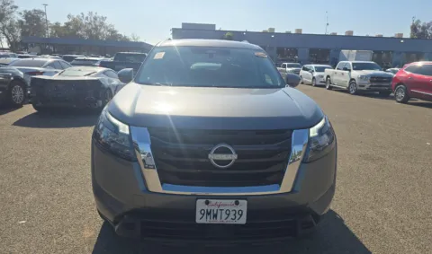 Photos of 2024 Nissan Pathfinder SV for sale in El Paso, TX at RightDrive - 7320 Alameda