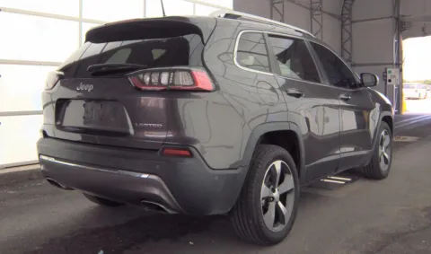 More photos of 2019 Jeep Cherokee Limited at RightDrive - 7320 Alameda, TX