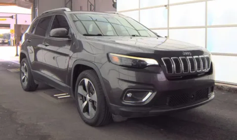 More photos of 2019 Jeep Cherokee Limited at RightDrive - 7320 Alameda, TX