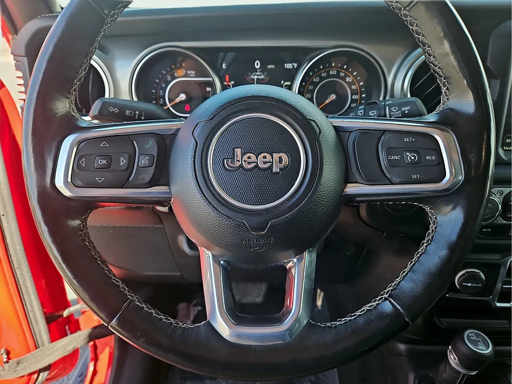 Jeep Wrangler photo 24
