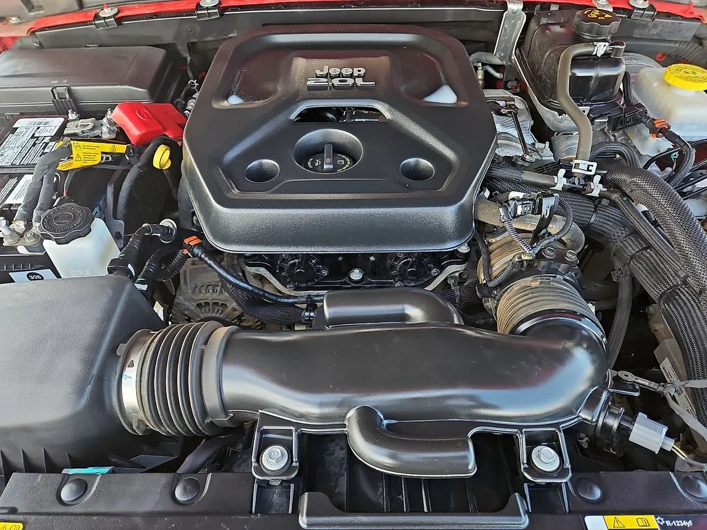 Jeep Wrangler photo 9