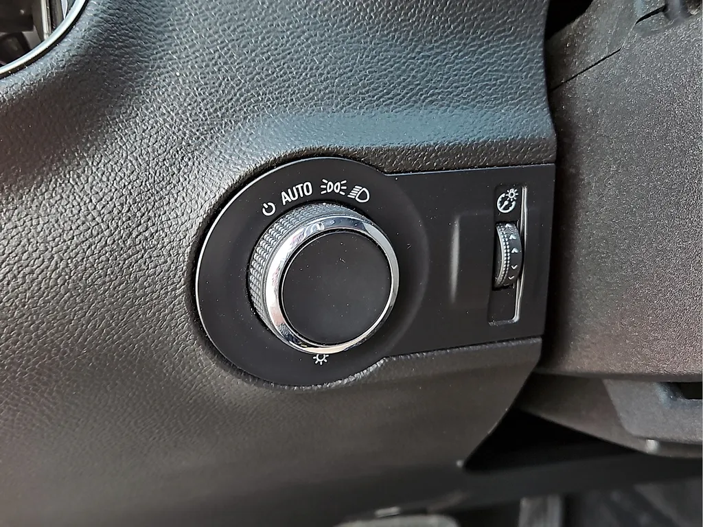 2010 Chevrolet Camaro 2SS - Photo 17