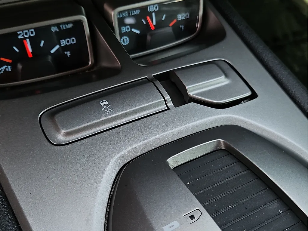 2010 Chevrolet Camaro 2SS - Photo 21