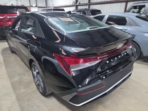 More photos of 2025 Hyundai Elantra SEL Sport at RightDrive - 7320 Alameda, TX