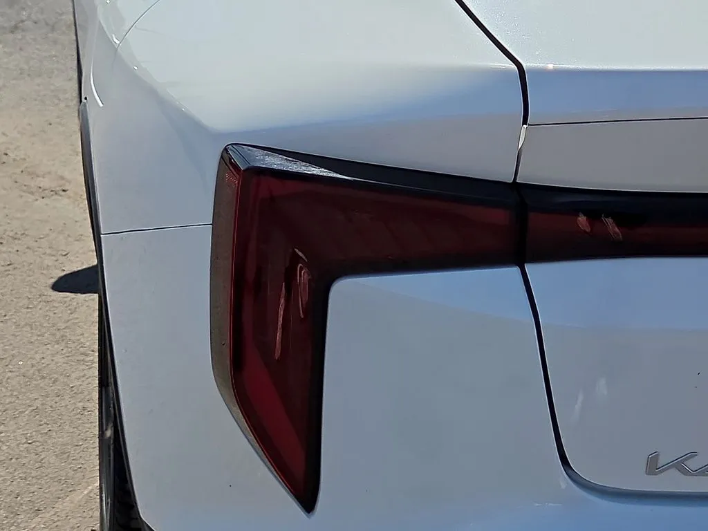 2025 Kia K4 EX - Photo 10