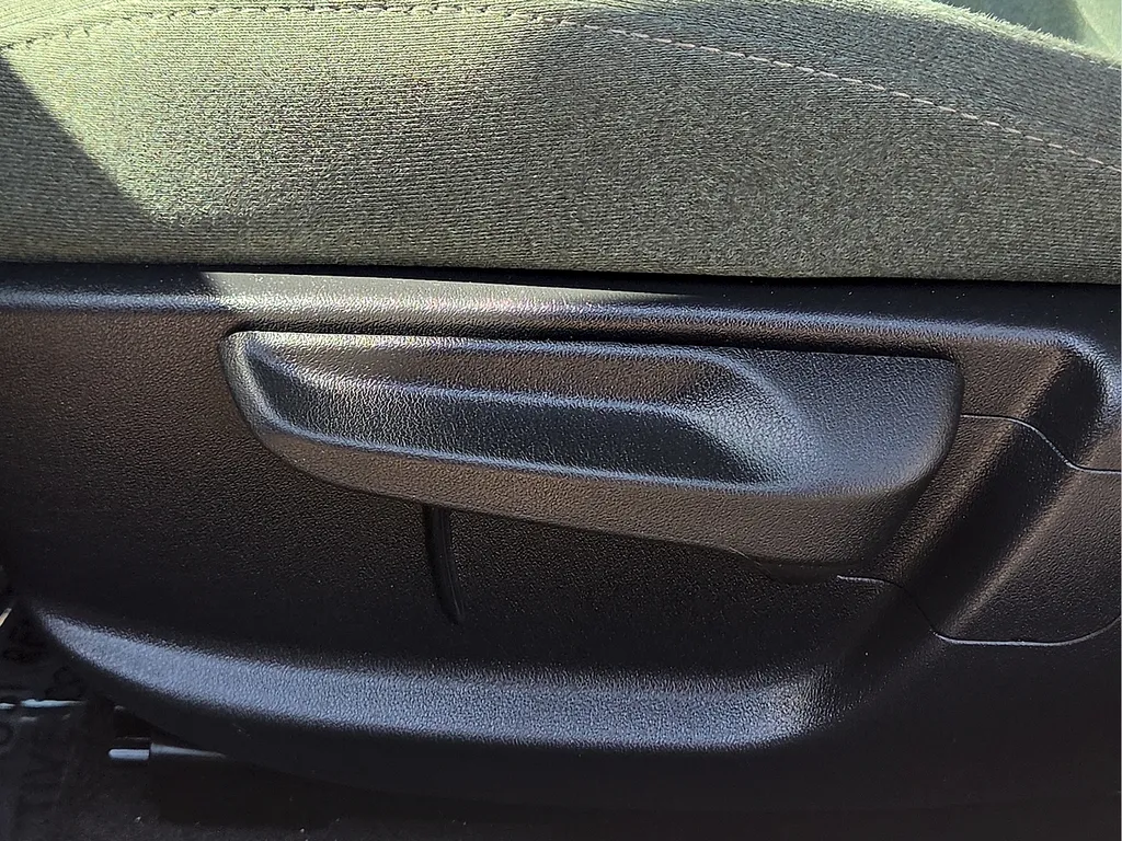 2025 Kia K4 EX - Photo 18