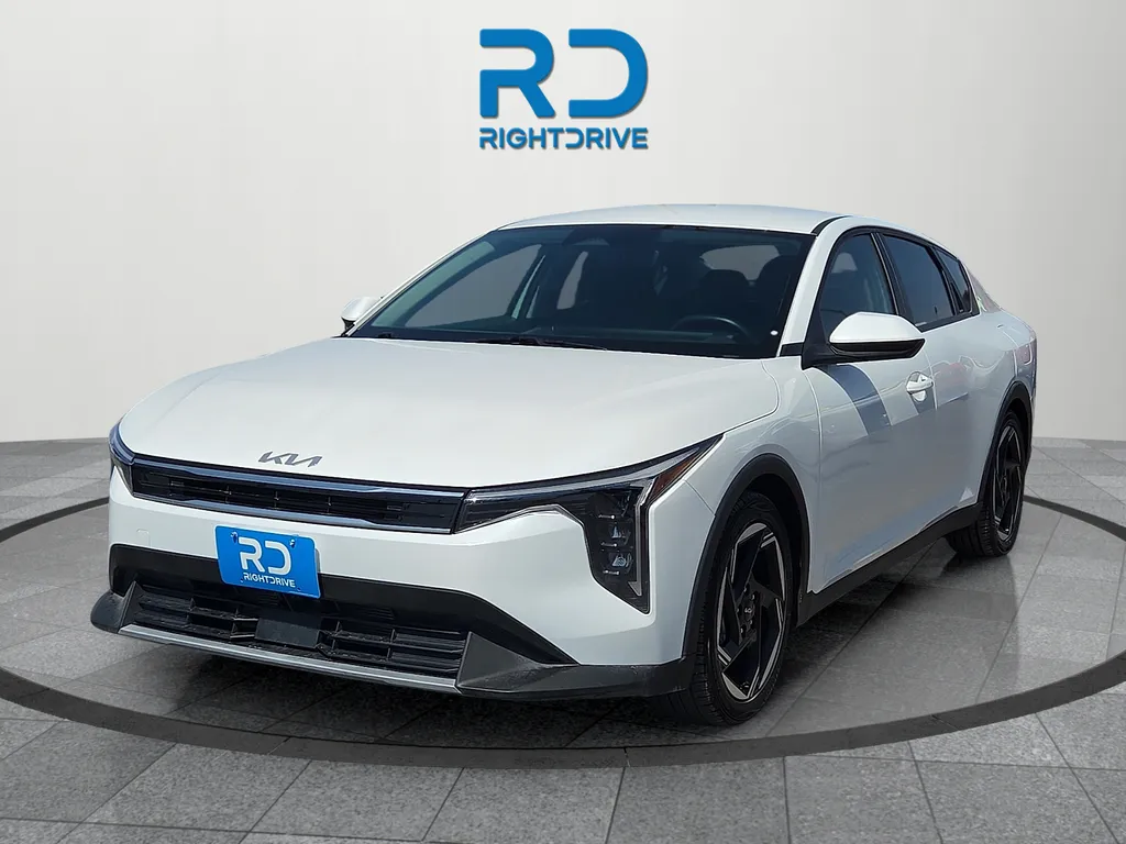 2025 Kia K4 EX - Photo 6