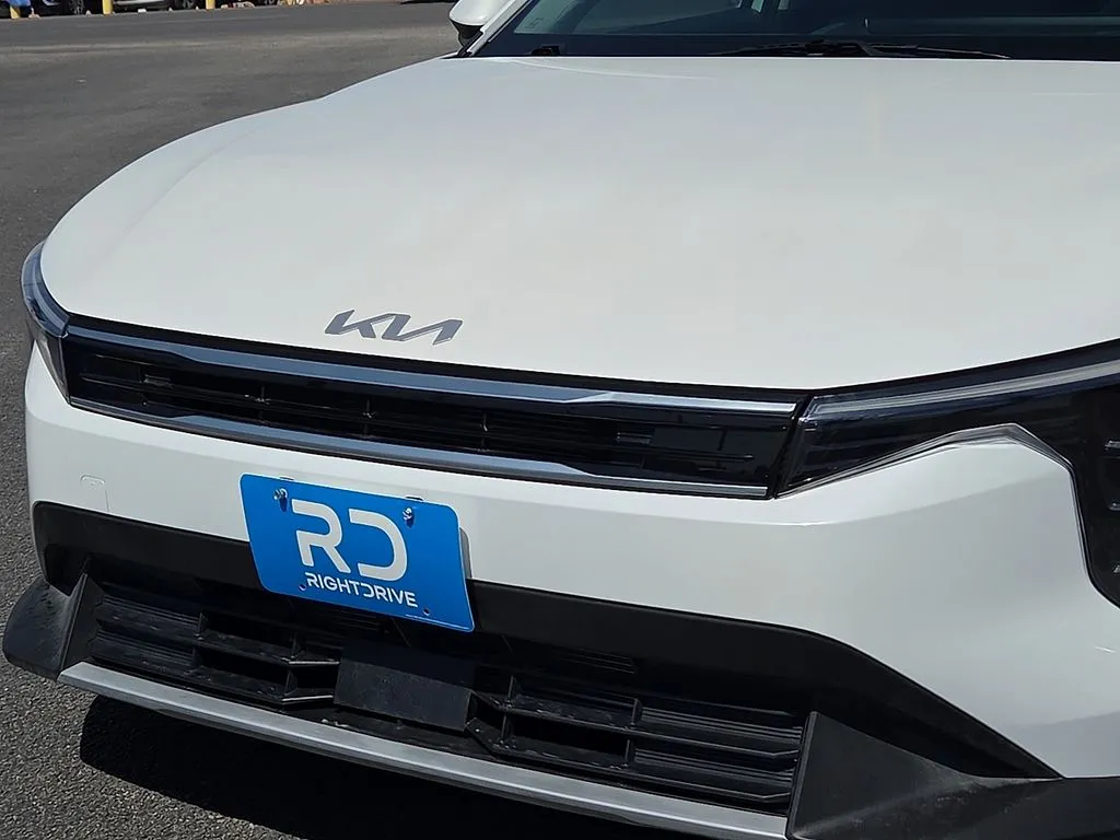 2025 Kia K4 EX - Photo 7