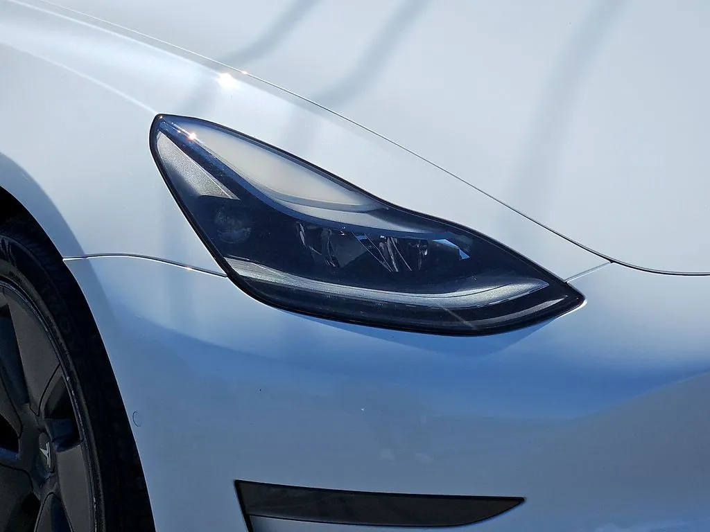 2021 Tesla Model 3 Base - Photo 8