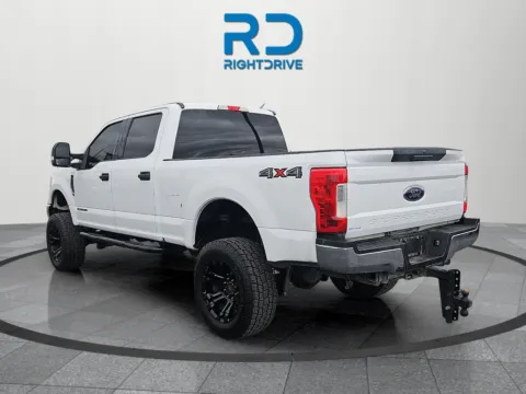 More photos of 2019 Ford F-250SD XLT at RightDrive - 7320 Alameda, TX