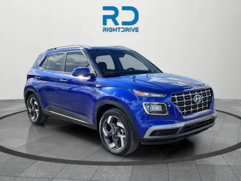Blue 2025 Hyundai Venue SEL for sale in El Paso, TX