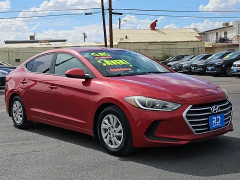 Red 2018 Hyundai Elantra SE for sale in El Paso, TX