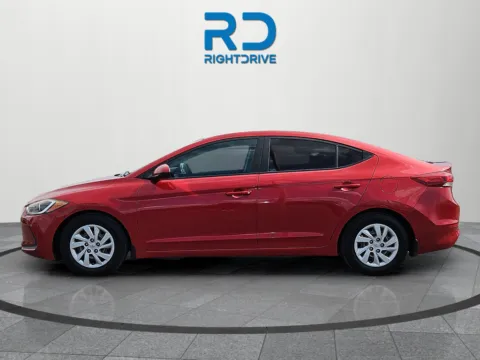More photos of 2018 Hyundai Elantra SE at RightDrive - 7320 Alameda, TX