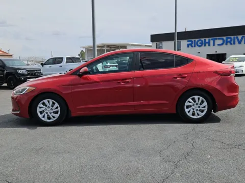 More photos of 2018 Hyundai Elantra SE at RightDrive - 7320 Alameda, TX