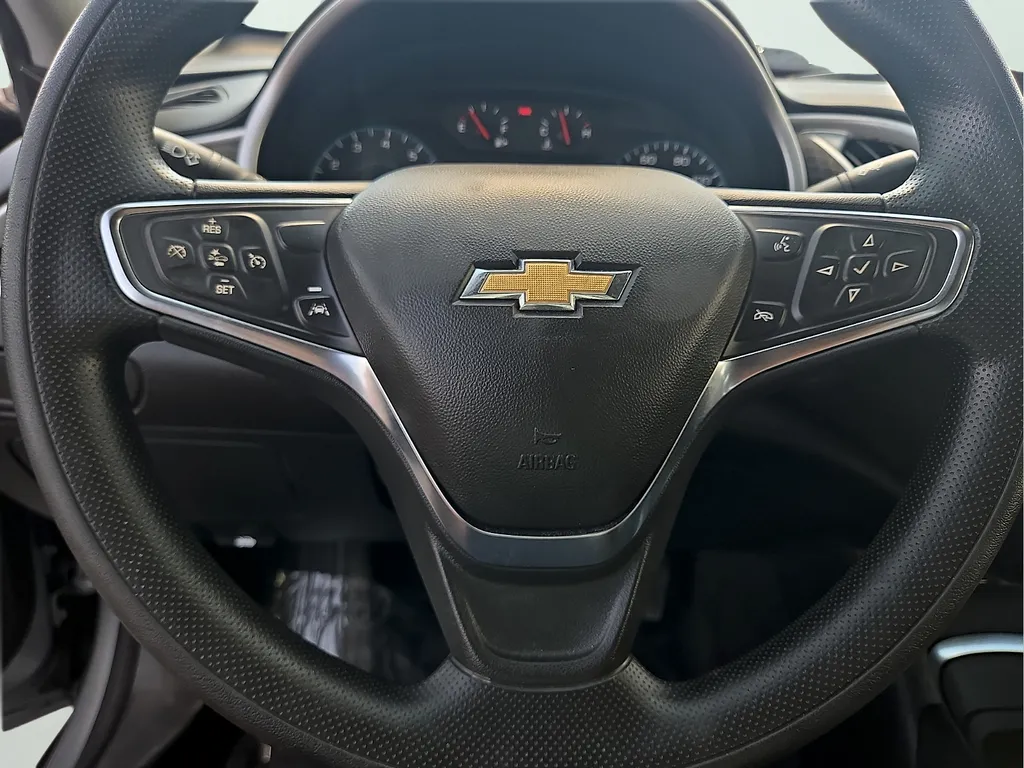 Chevrolet Malibu photo 24