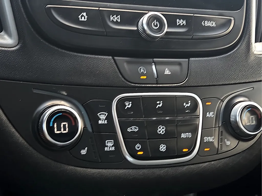 Chevrolet Malibu photo 20