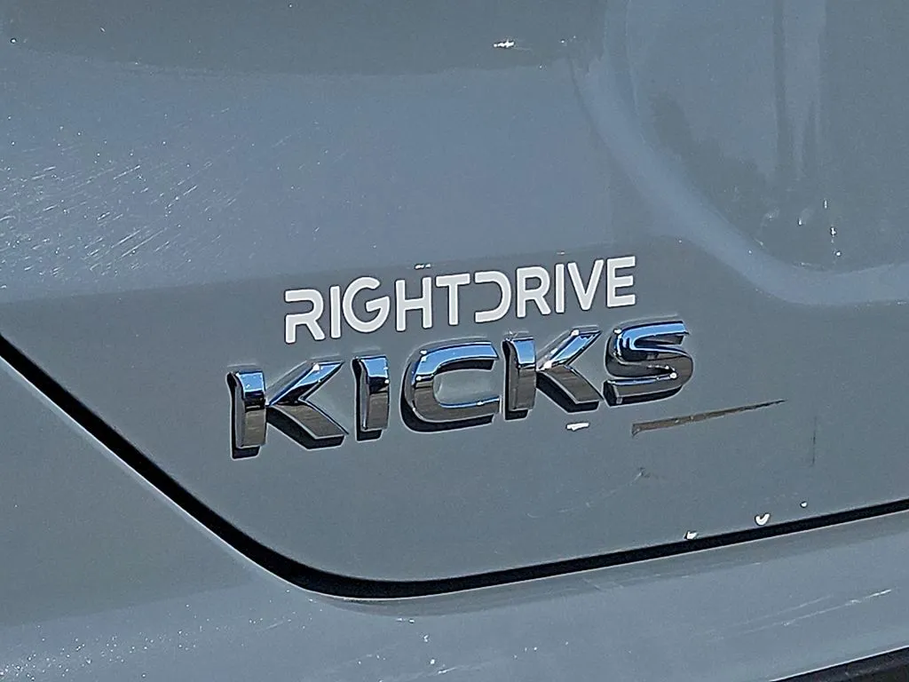 Nissan Kicks photo 11