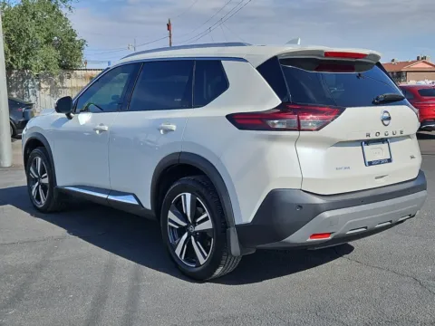 More photos of 2021 Nissan Rogue SL at RightDrive - 7320 Alameda, TX