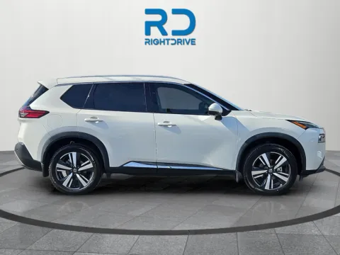 Photos of 2021 Nissan Rogue SL for sale in El Paso, TX at RightDrive - 7320 Alameda